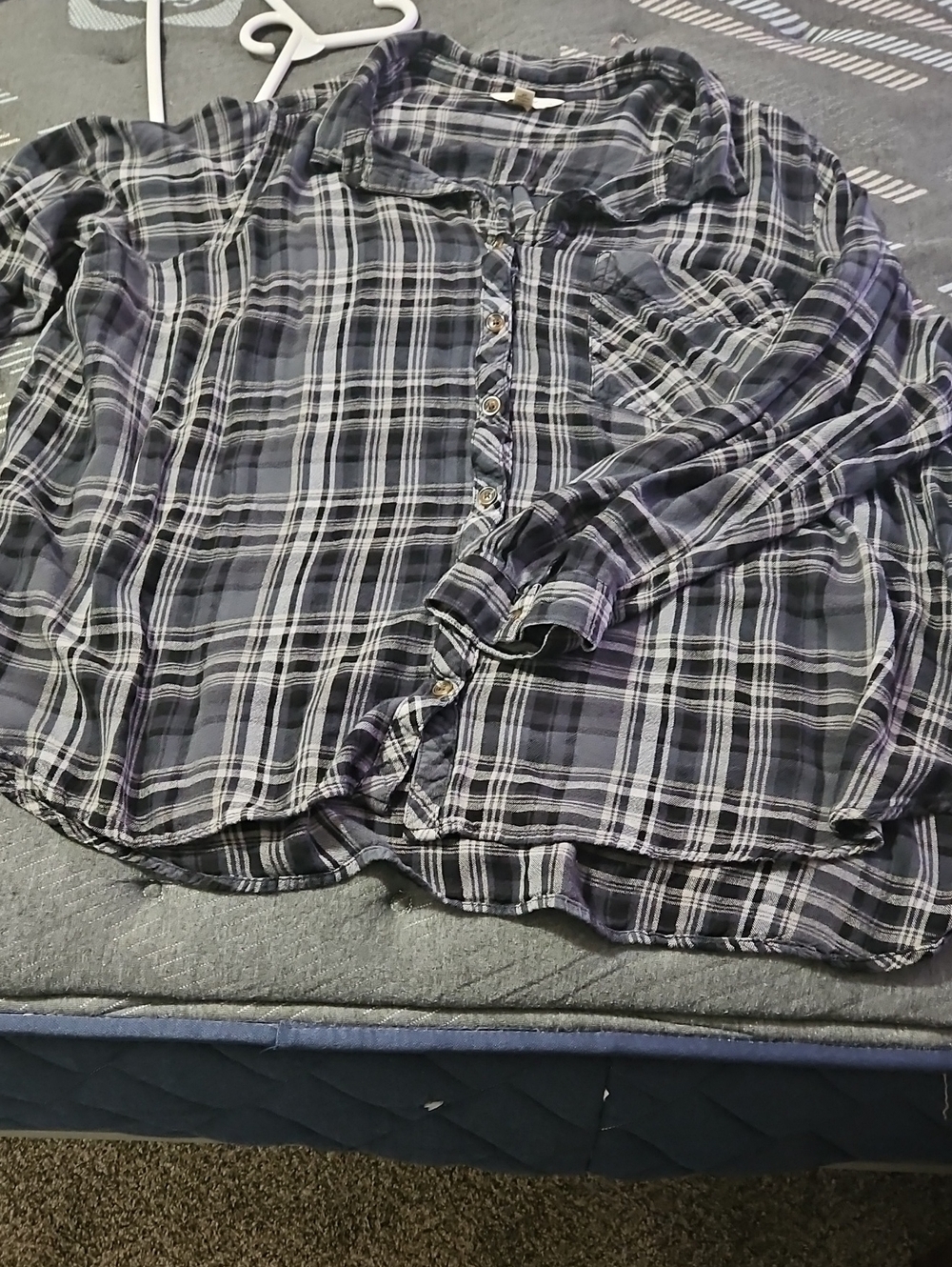 Womens Plaid Button Up Long Sleeve